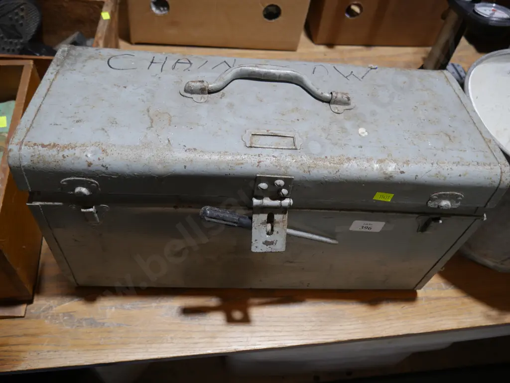 Toolbox and contents Image 1++