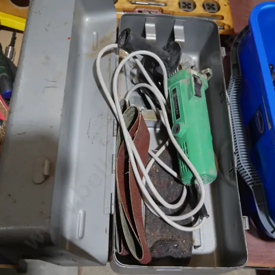 Hitachi angle grinder