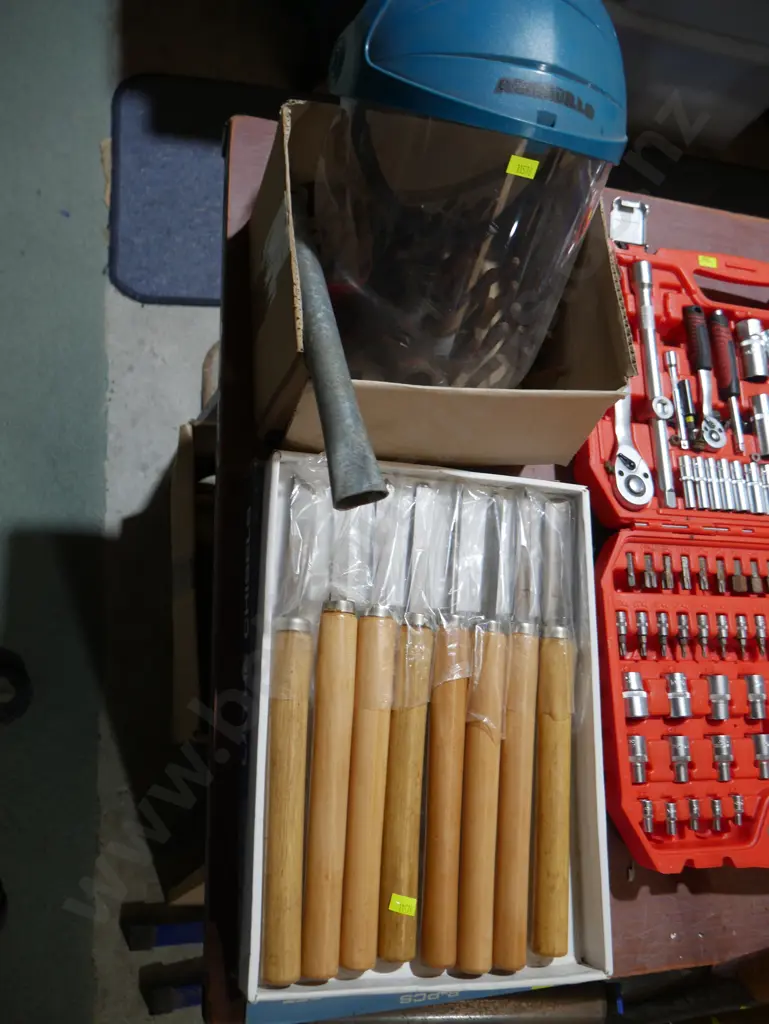 Chisel set, face visor etc Image 1++