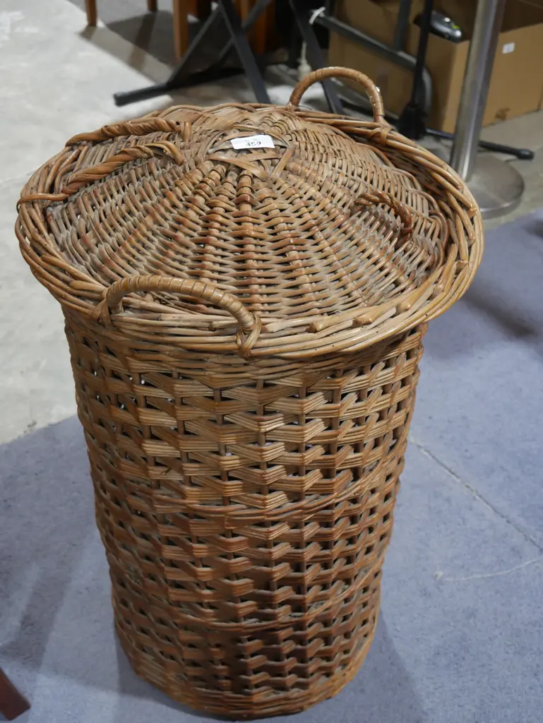Laundry basket Image 1++