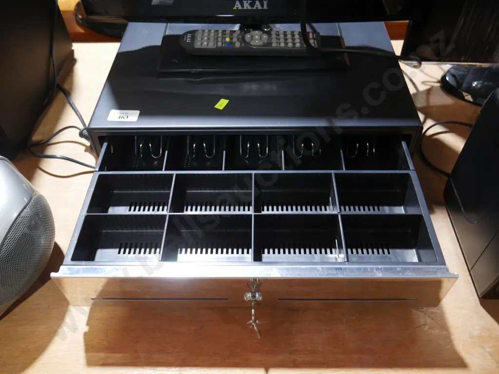 Cash drawer & TV Image 1++