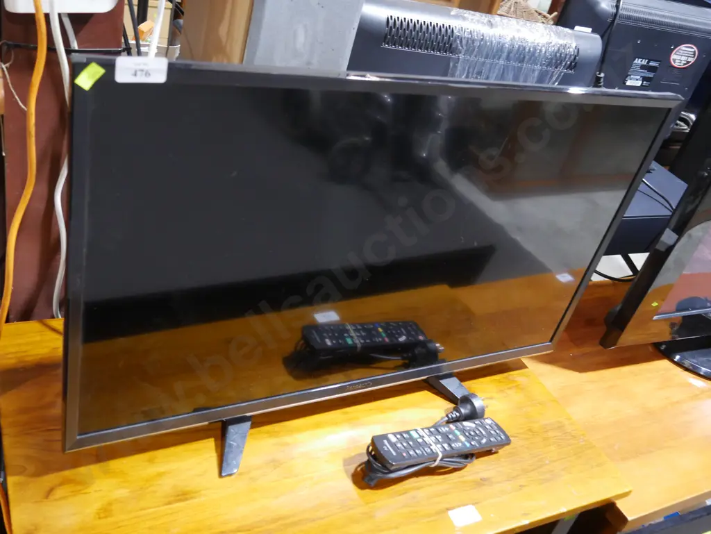 Panasonic 32 inch TV Image 1++