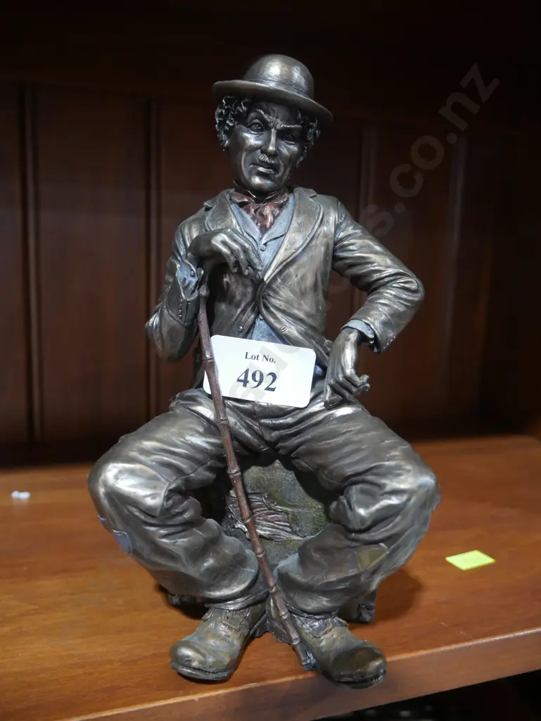 Charlie Chaplin figurine Image 1++