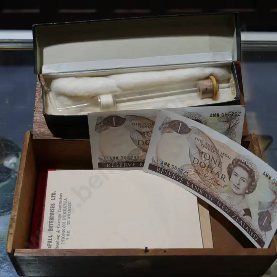 Two New Zealand dollar notes etc