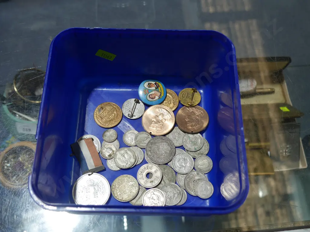 Assorted coins etc Image 1++