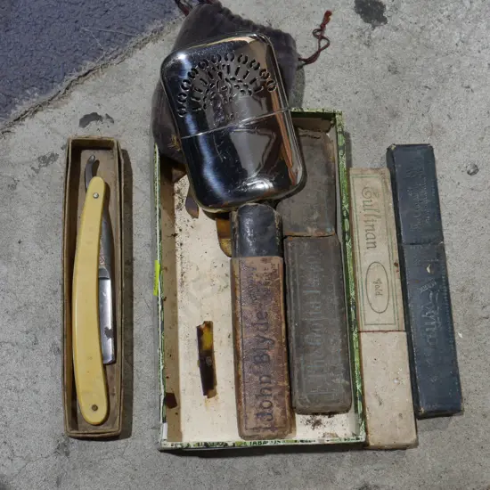 Cutthroat razors etc