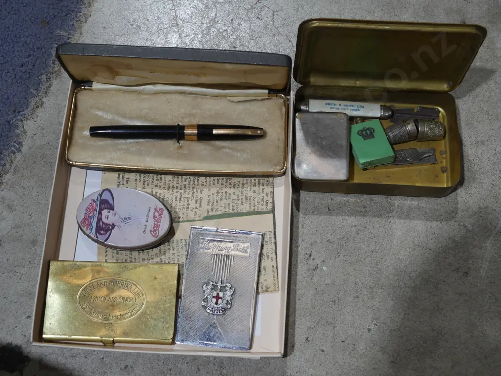 Tins, pen etc Image 1++