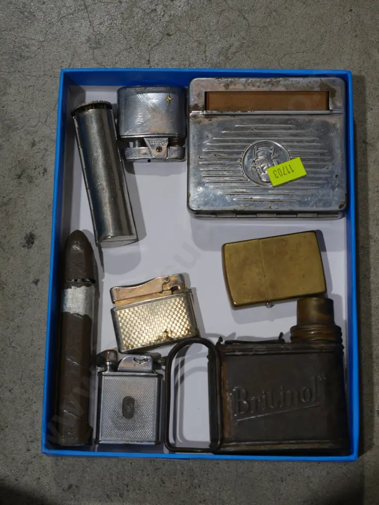 Tobacco paraphernalia Image 1++