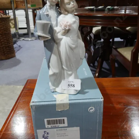 Lladro figurine - Wedding bells