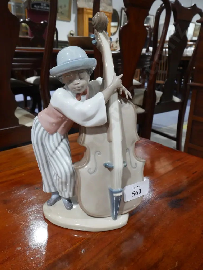 Lladro figurine - Jazz bass Image 1++