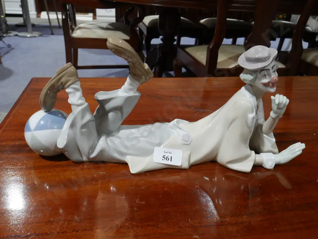 Lladro figurine – clown Image 1++
