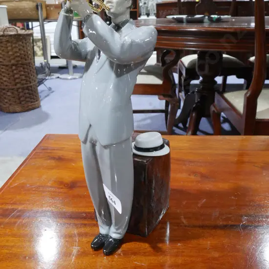 Lladro figurine – jazz trumpeter