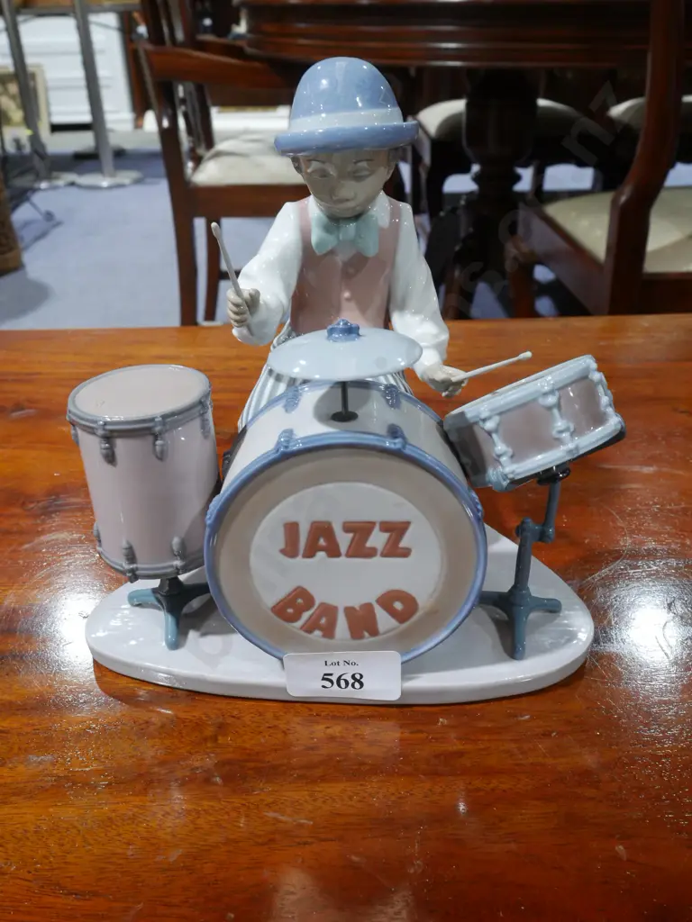 Lladro figurine - jazz drums Image 1++