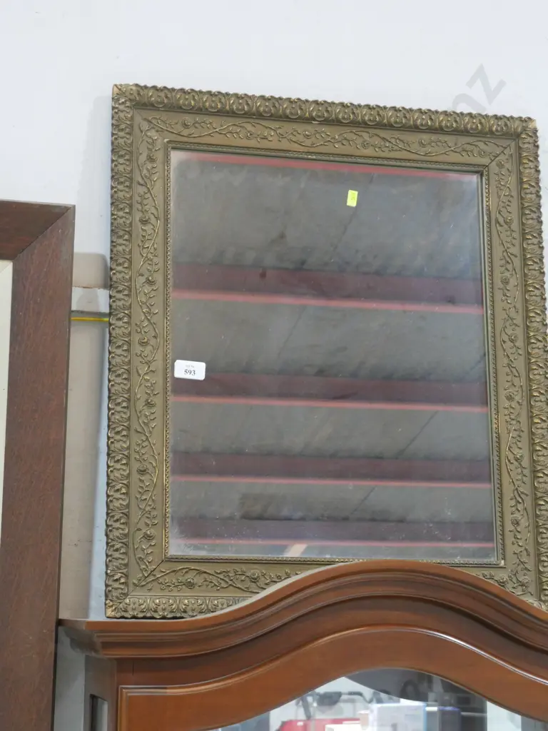 Framed mirror Image 1++