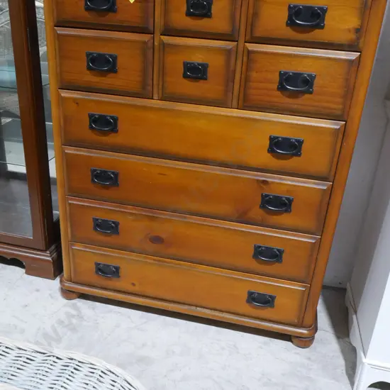 Chest of drawers