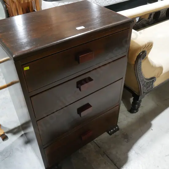Chest of drawers