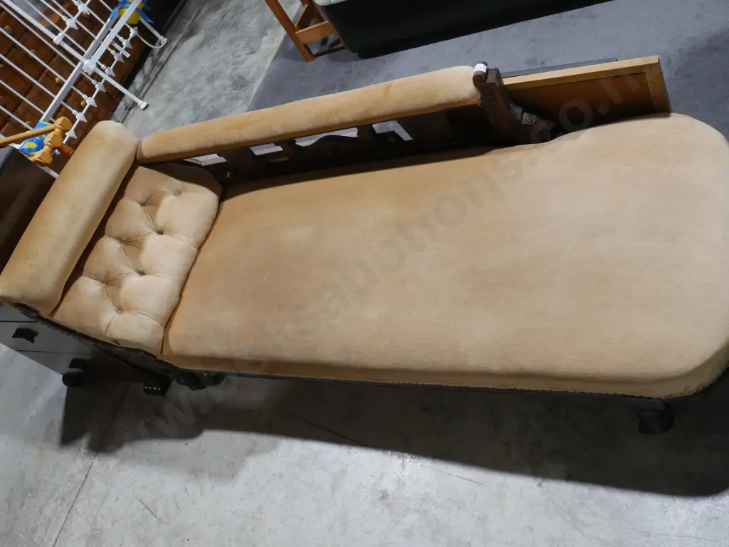 Chaise lounge Image 1++
