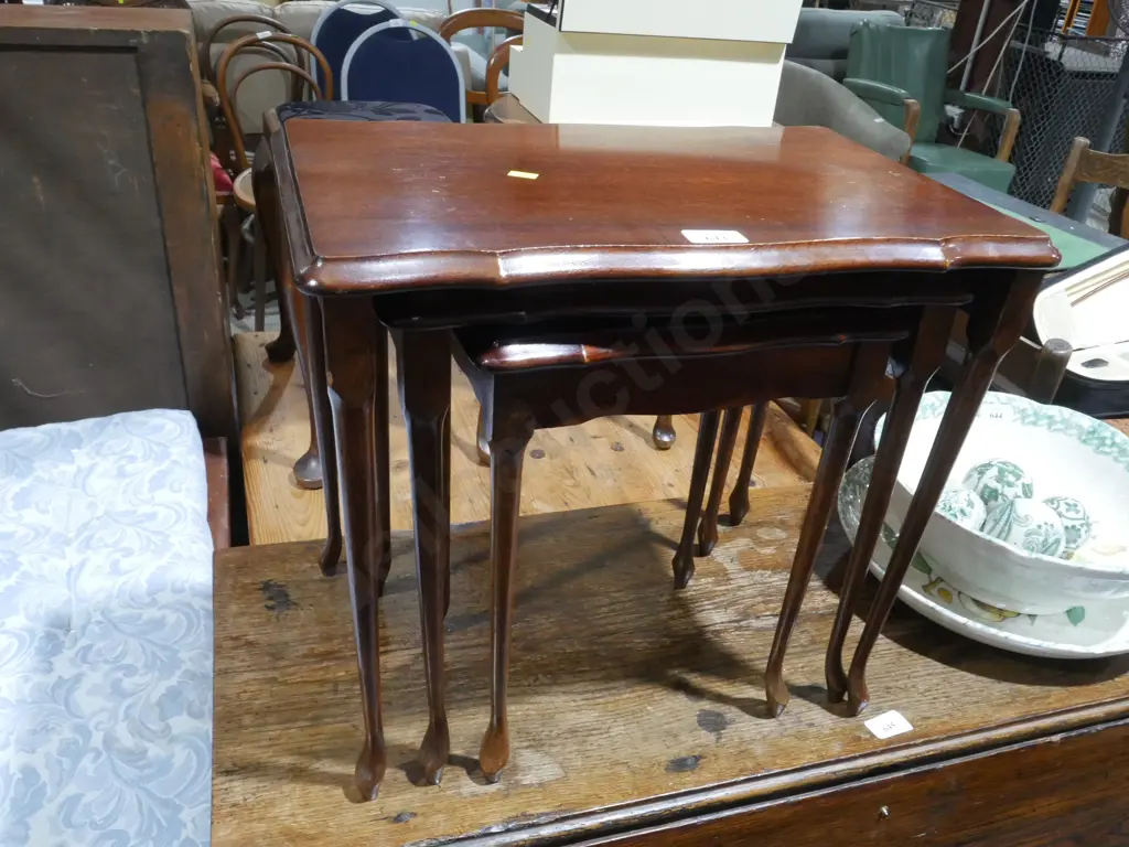 Nest of three tables Image 1++