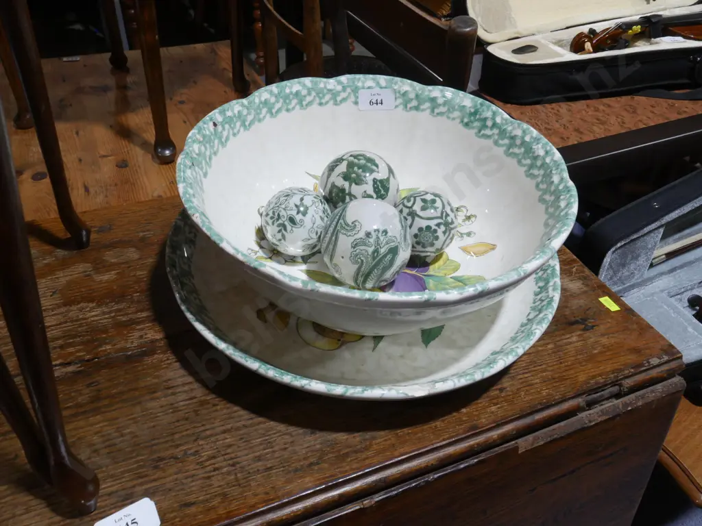 Serving bowl etc Image 1++