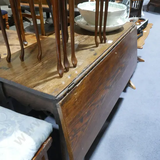 Drop leaf table