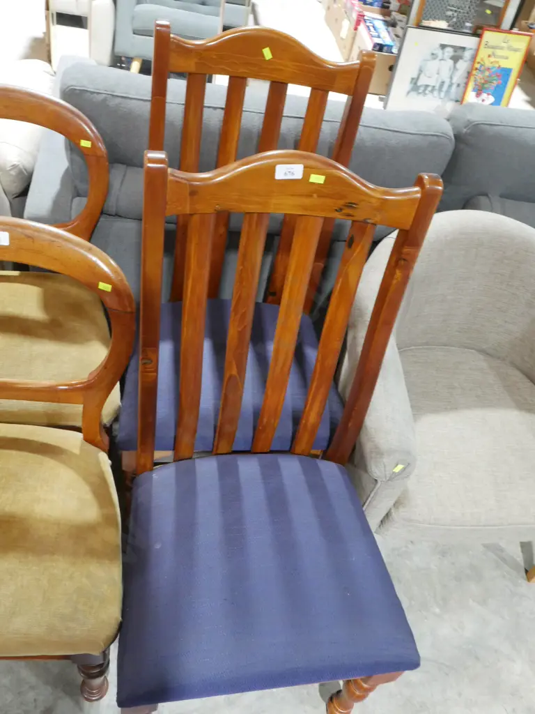 Two dining chairs Image 1++