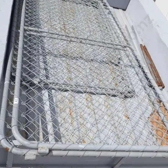 Trailer sides