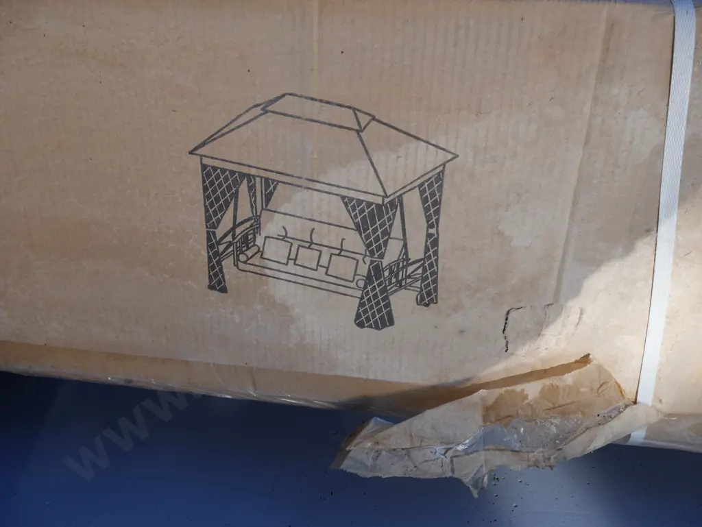Swing seat - (New in box) Image 1++