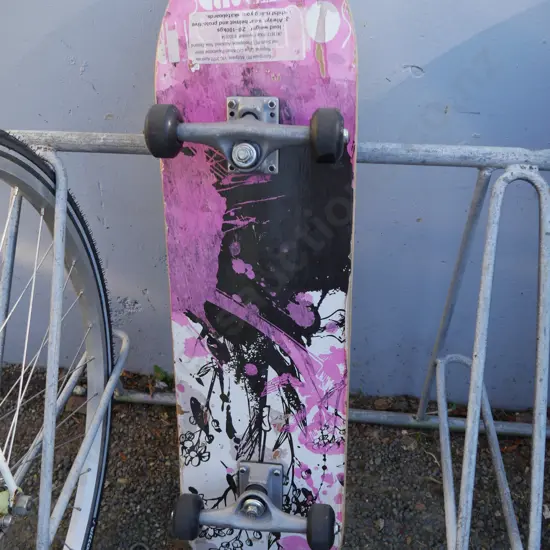 Skateboard