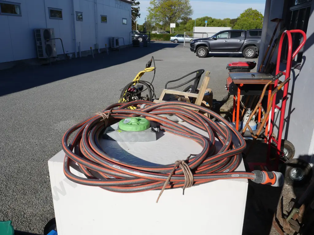 Garden hose and sprinkler Image 1++