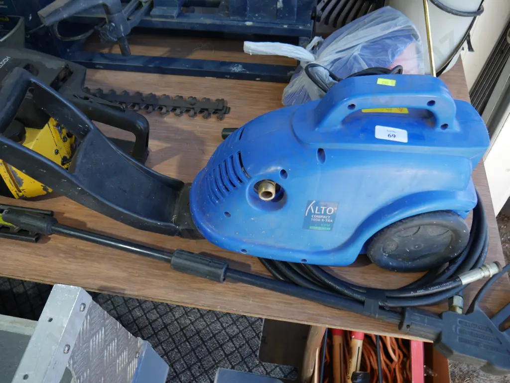 Alto water blaster Image 1++