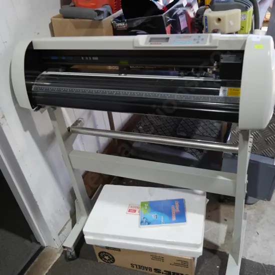 Vinyl cutter