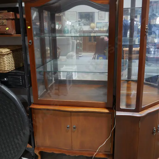 Display cabinet