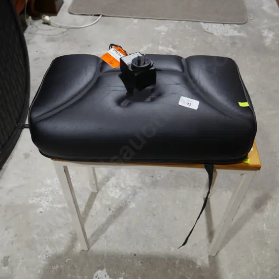 Massage seat
