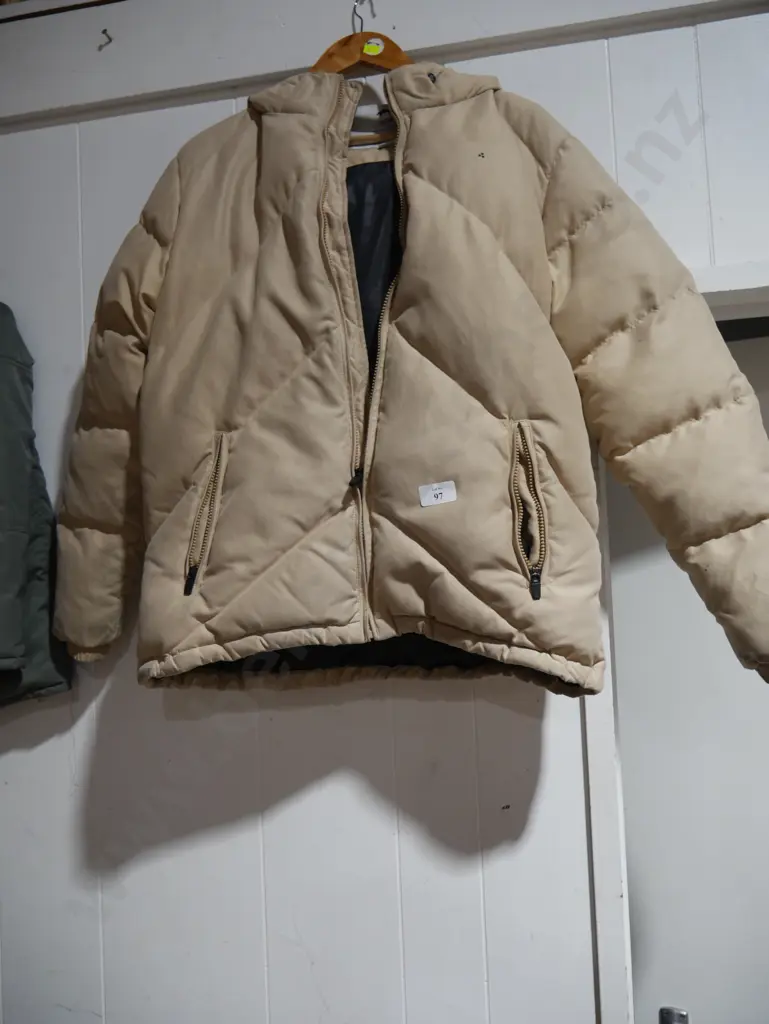 Huffer jacket Image 1++