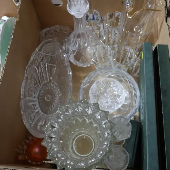 Assorted glassware etc
