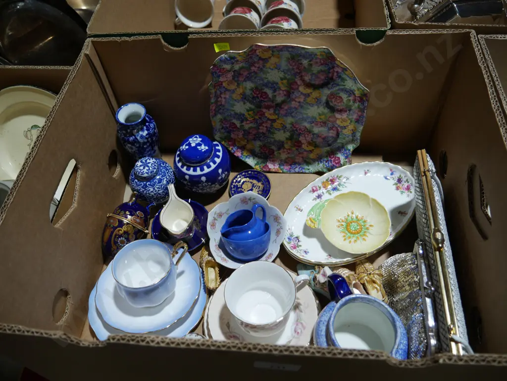 Box of assorted China etc Image 1++