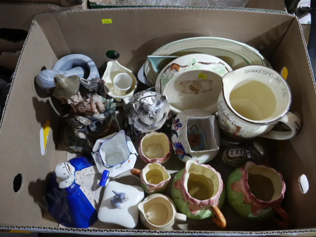 Assorted milk jugs, ornaments etc Image 1++