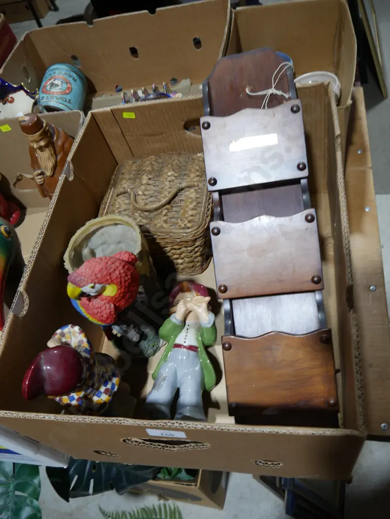 Ornaments, letter holder etc Image 1++