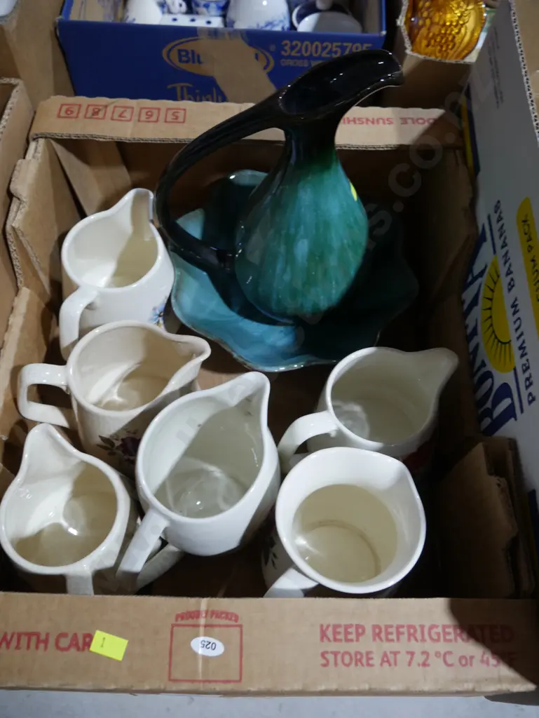 Assorted jugs Image 1++