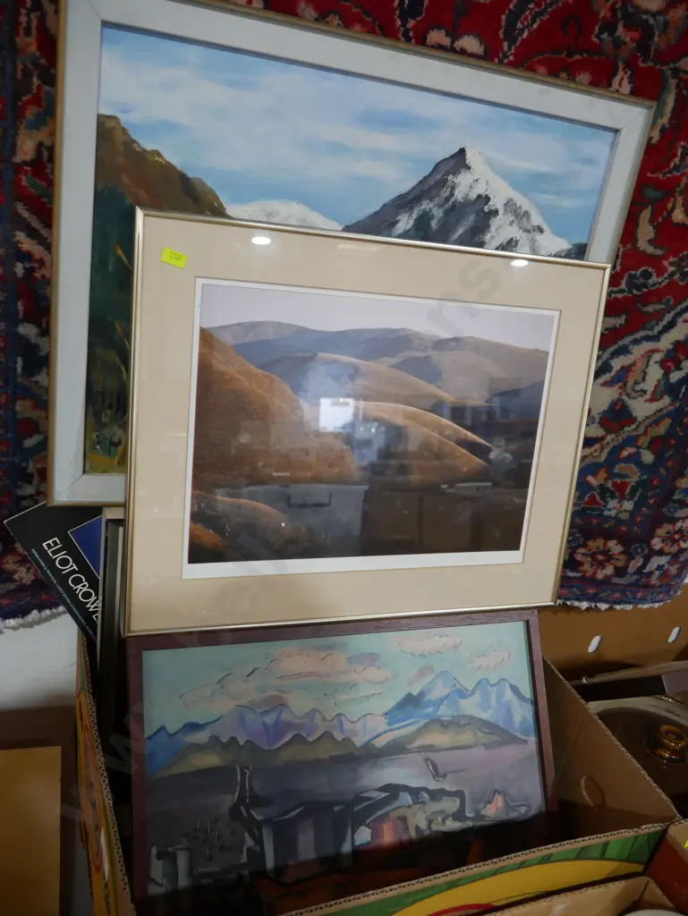 Assorted art Image 1++