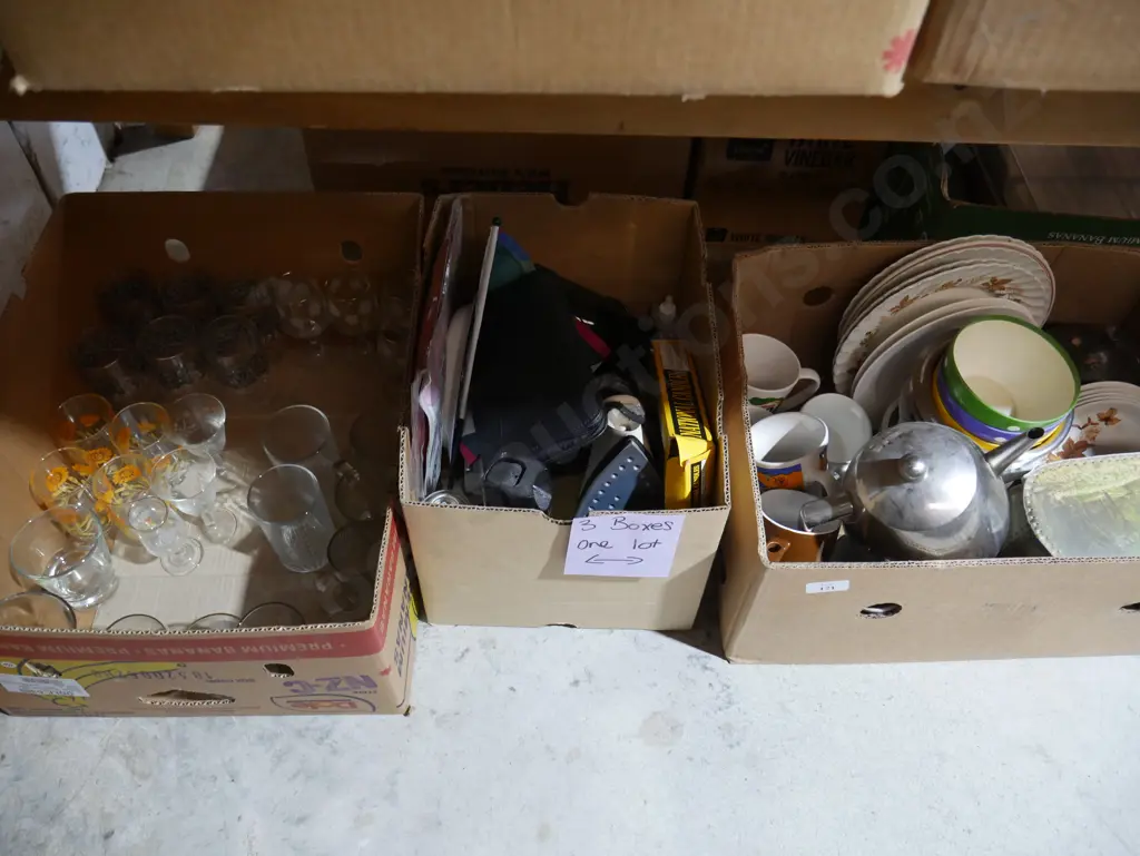 Three boxes of glassware, china etc Image 1++