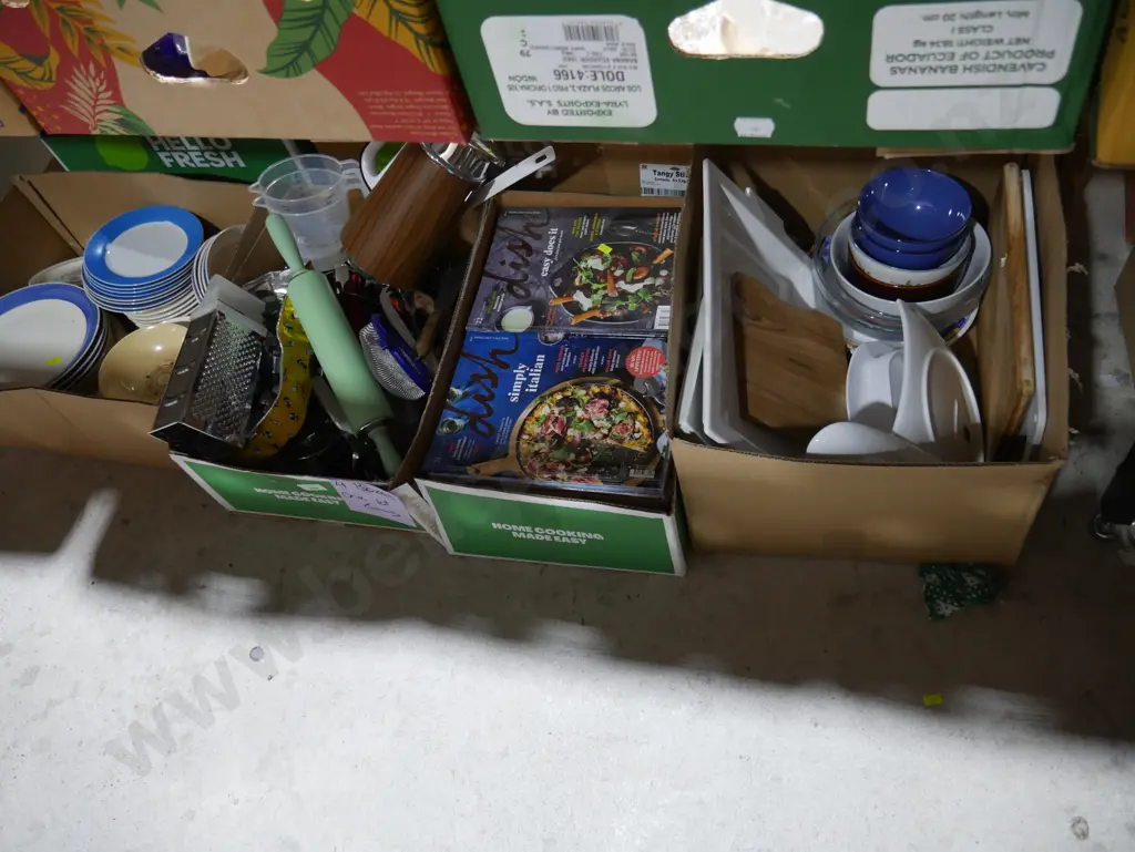 Four boxes of kitchenware, magazines etc Image 1++