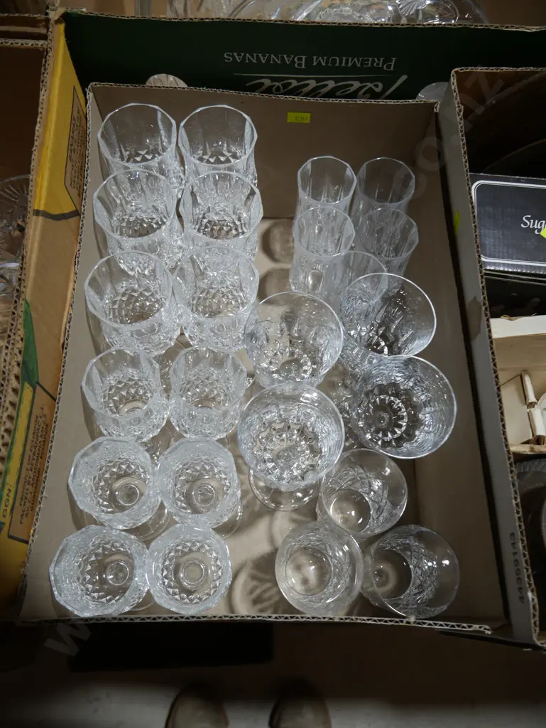 Assorted glasses Image 1++