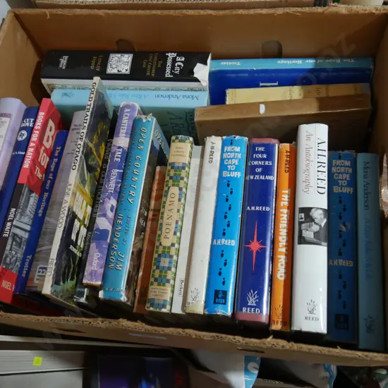 New Zealand books