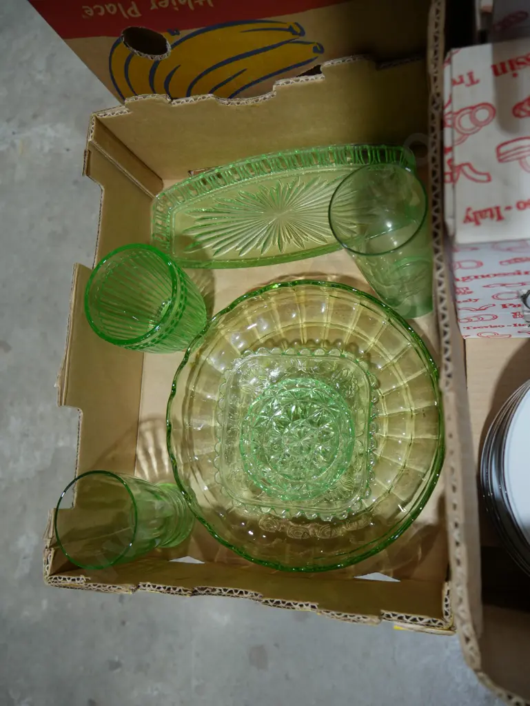 Green glassware Image 1++
