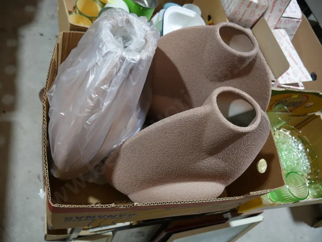 3 new vases Image 1++