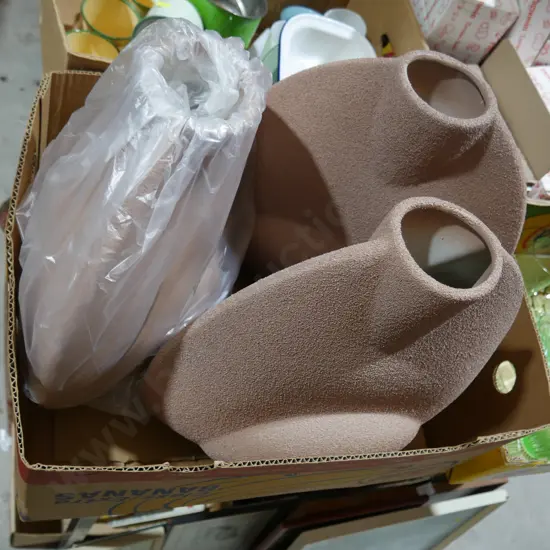 3 new vases