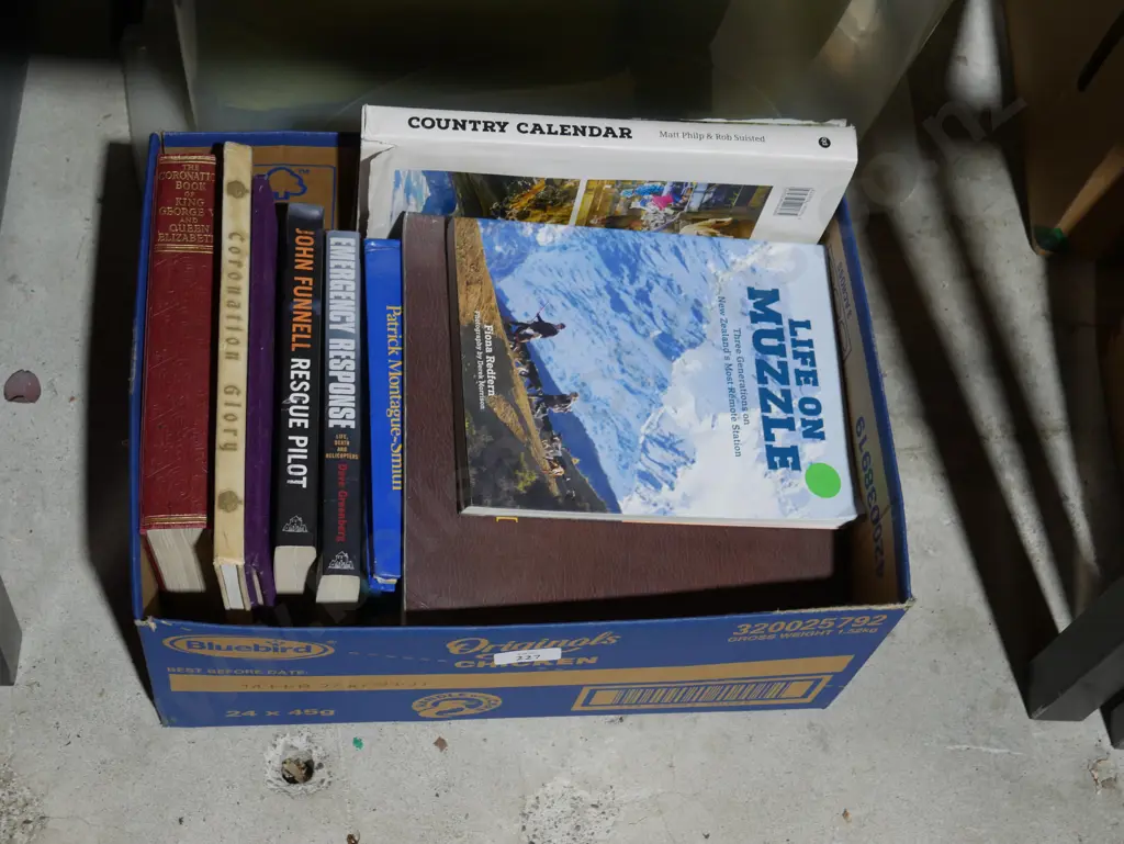 Books Image 1++