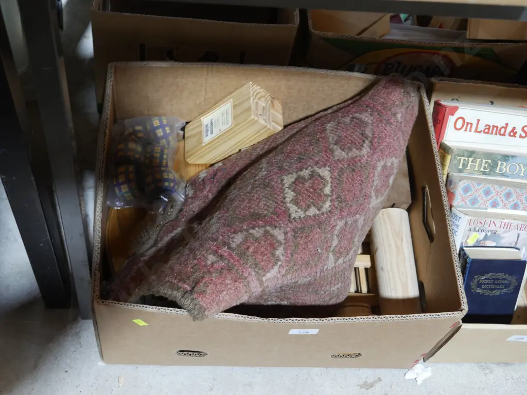 Floor rug, woodware Image 1++