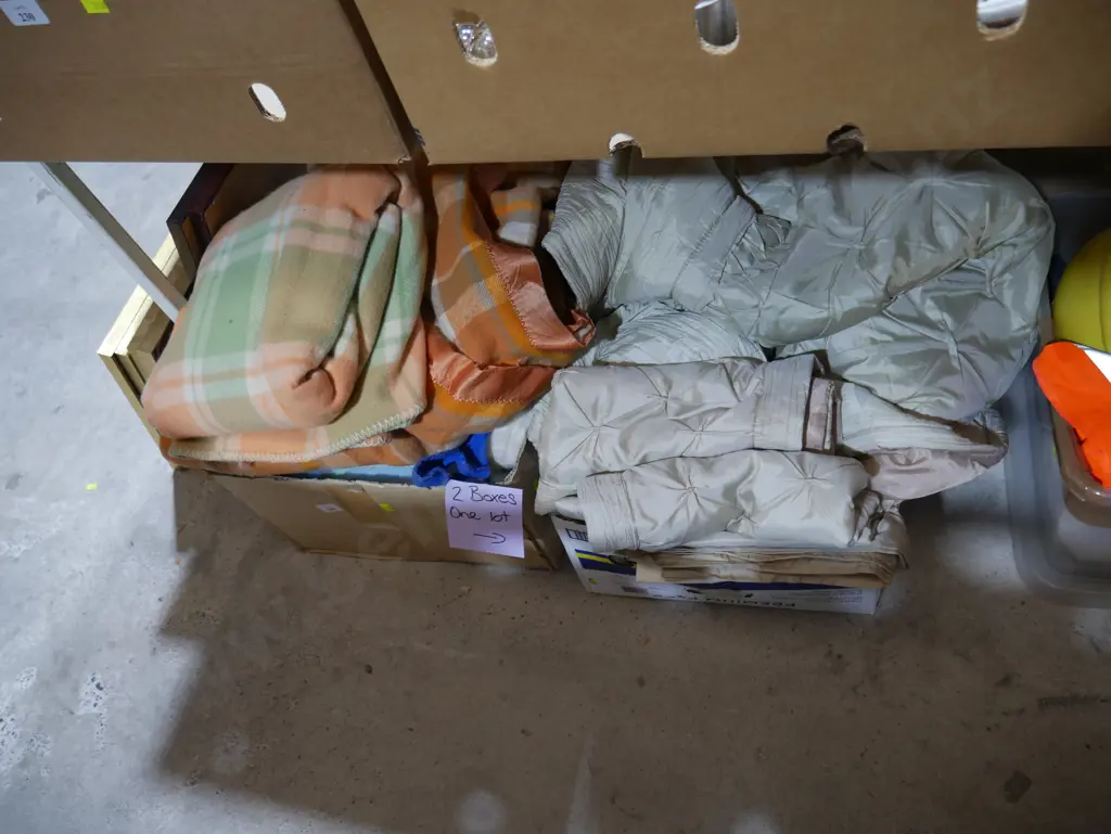 Two boxes of blankets etc Image 1++